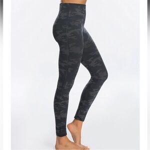 Spanx look at me now Camo Print High-Waisted Leggings